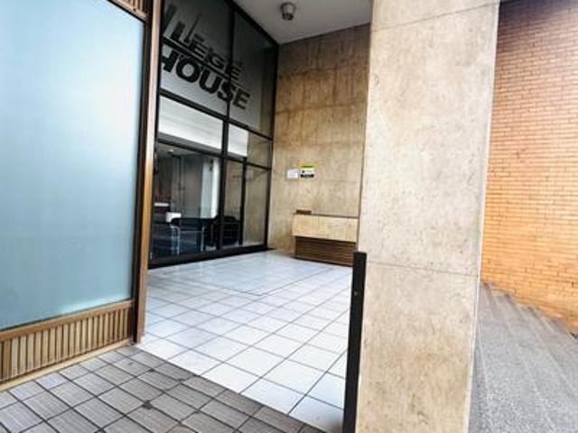 Apartment for sale in Vosloorus, Gauteng