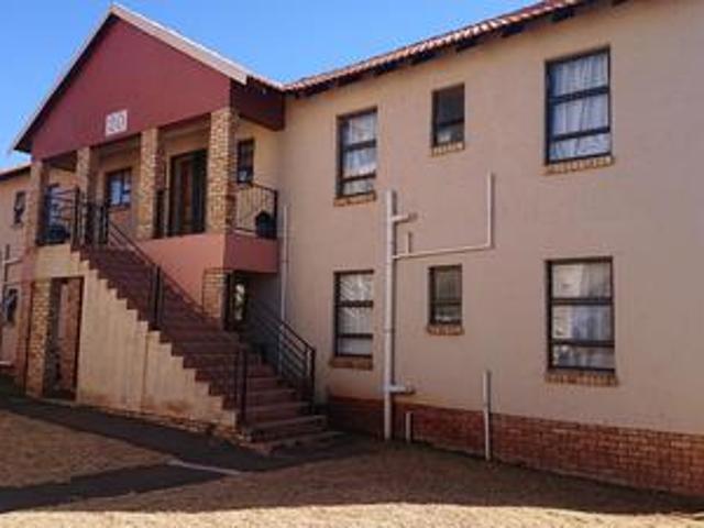Apartment for sale in Nooitgedacht, Gauteng
