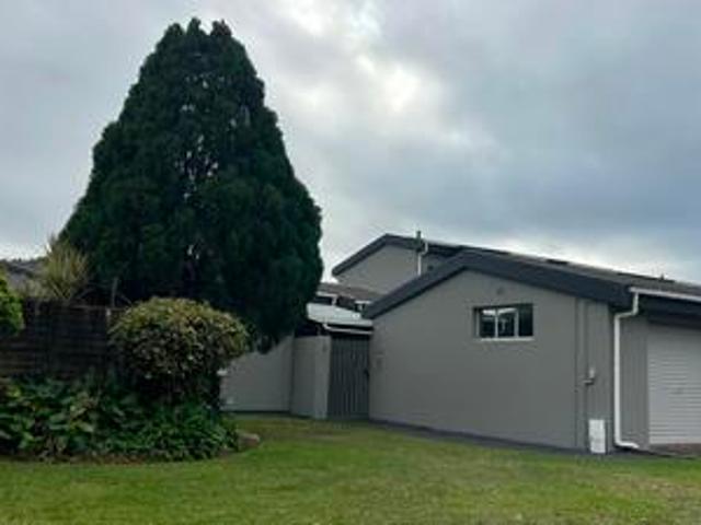 Apartment for sale in UMhlathuze Municipality, Kwazulu-natal