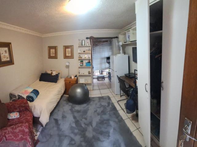 Apartment for rent in Waterkloof, Gauteng