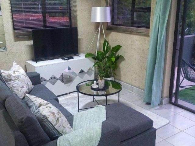 Apartment for rent in Beacon Bay, East London