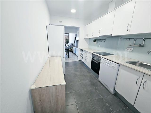 Apartamento alugar em Bairro do Campo da Bola, Almada