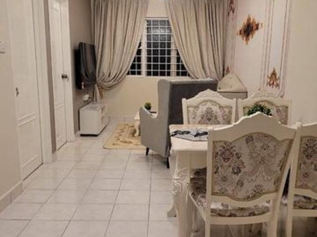 Apartment for sale in Petaling, Damansara Damai