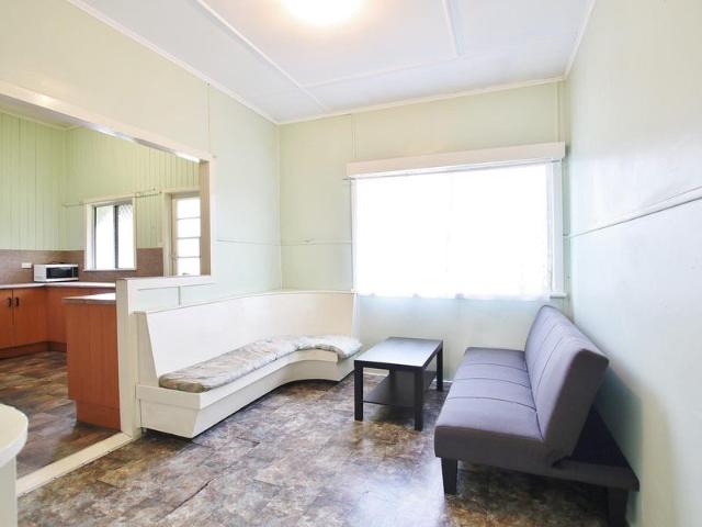 Apartment for rent in Allenstown, Rockhampton
