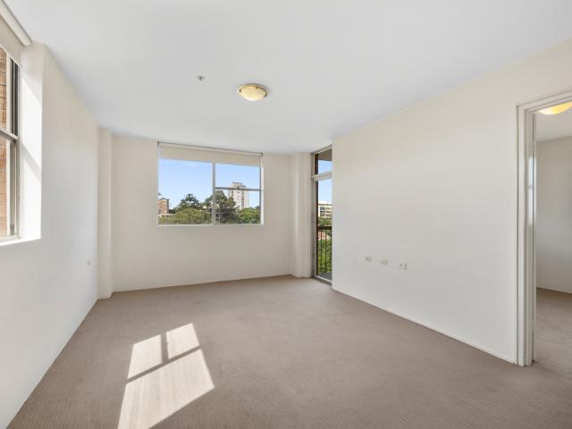 Apartment for rent in Lower North Shore, Sydney
