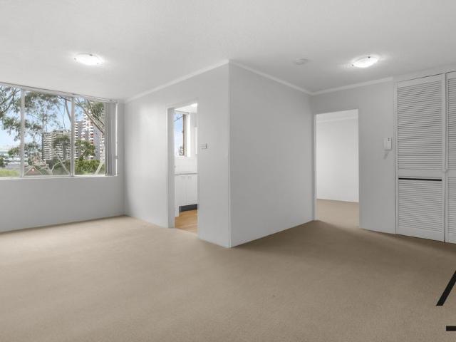 Apartment for rent in Burwood