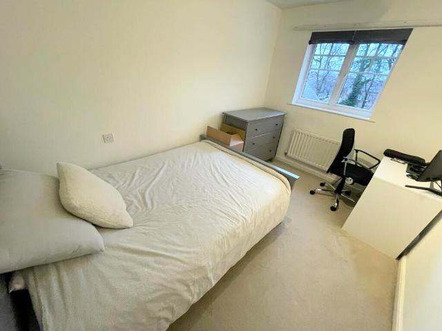 Apartment for rent in Darlington, Pierremont