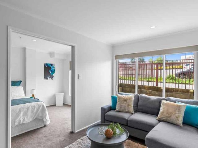 Apartment for rent in Oratia