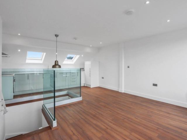 Apartment for rent in Broxbourne, Hertfordshire
