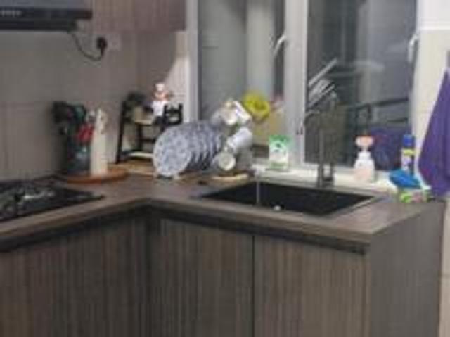 Condominium for rent in Malaka