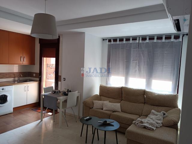 Apartamento en alquiler en Valdepeñas, Castilla-La Mancha