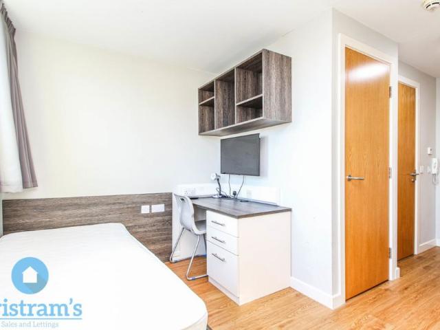 Apartment for rent in The Meadows, Haddon