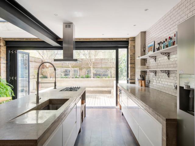 Apartment for rent in Shepherd's Bush, Isle Of Man