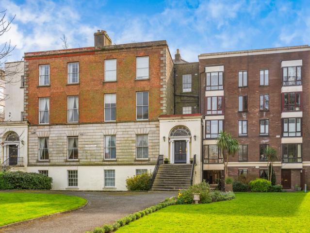 Apartment to rent in Bluebell, North Tipperary