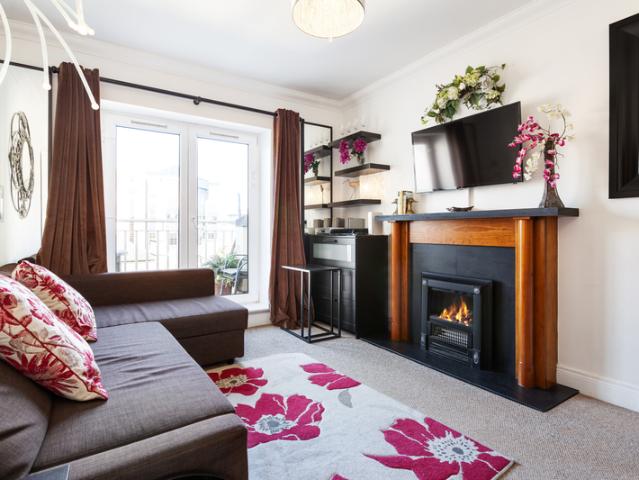 Apartment to rent in Bluebell, North Tipperary