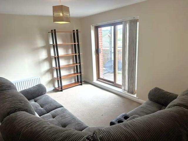 Apartment for rent in Newry, Ballybot