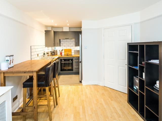 Apartment for rent in Stepney, Greater London