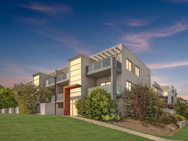 Apartment for rent in Franklin, Australian Capital Territory