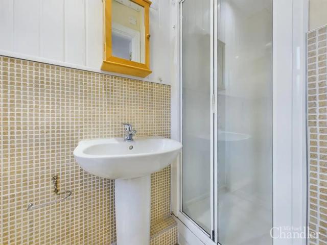 Apartment for rent in Belfast, The Holyland