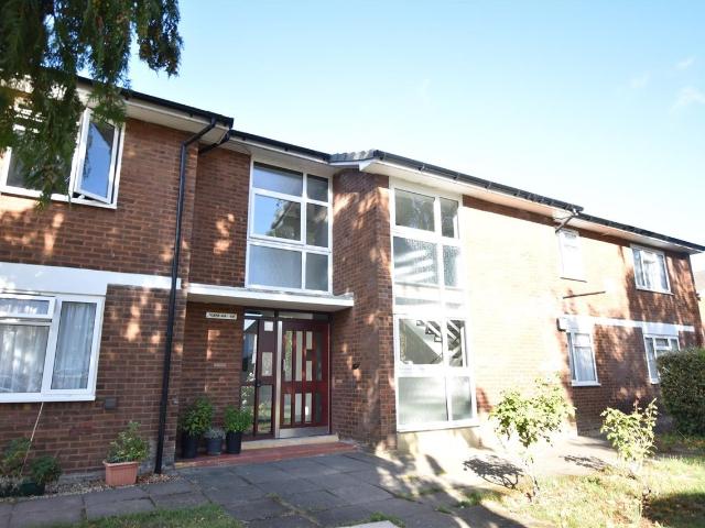 Apartment for rent in Royal Borough of Kingston upon Thames, Greater London