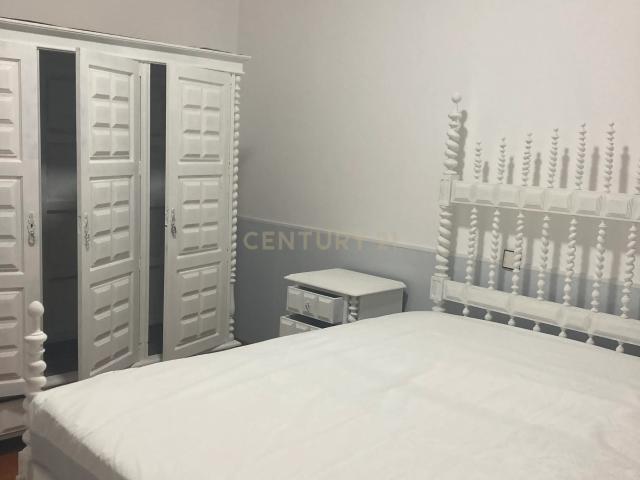 Apartamento alugar em Angra Do Heroísmo, Santa Luzia
