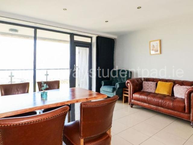 Apartment to rent in Salthill, Gaillimh