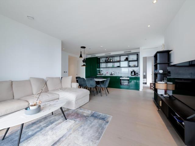 Apartment for rent in Canary Wharf, Greater London