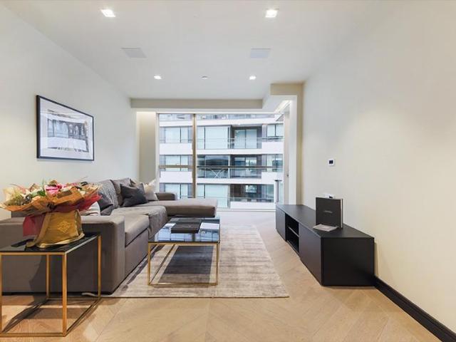 Apartment for rent in Bermondsey Village, Greater London