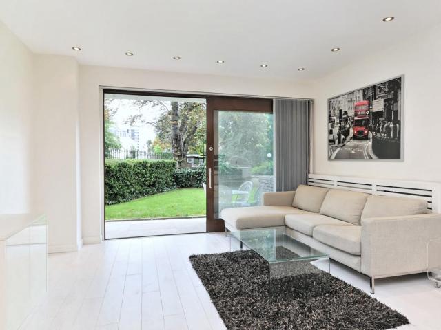 Apartment for rent in St. John's Wood, Greater London