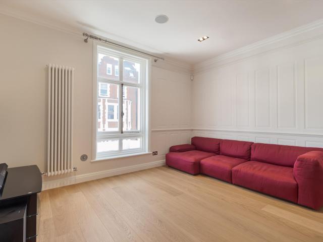 Apartment for rent in Belgravia, Greater London