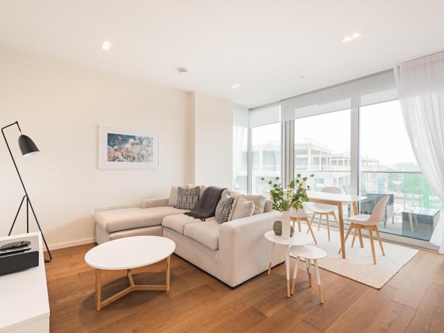 Apartment for rent in West Kensington, Greater London