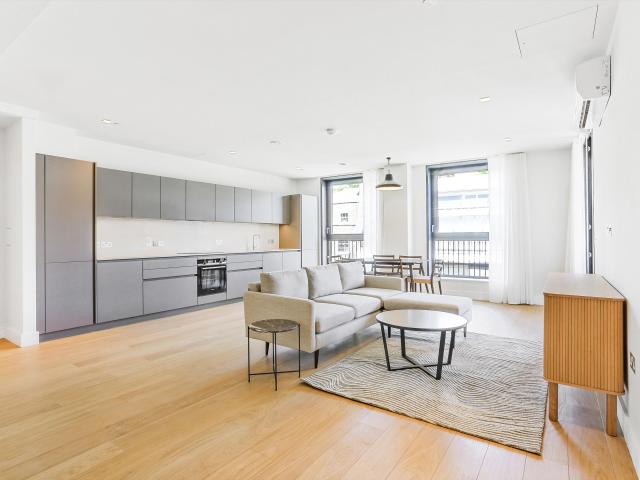 Apartment for rent in Saint Giles, Bloomsbury