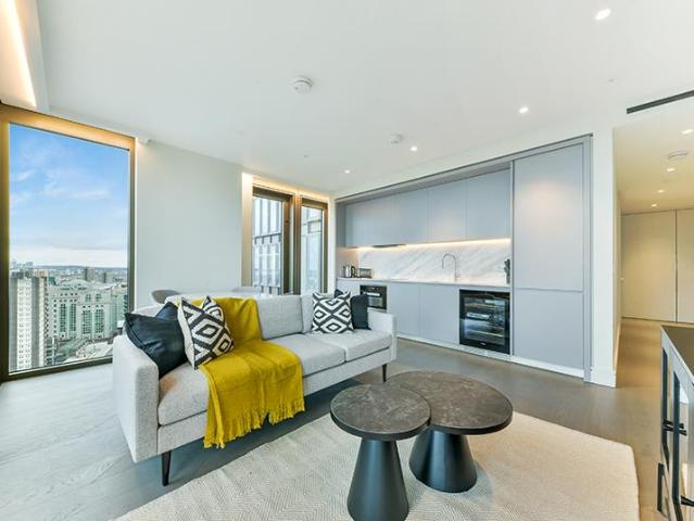 Apartment for rent in Lyons, Greater London