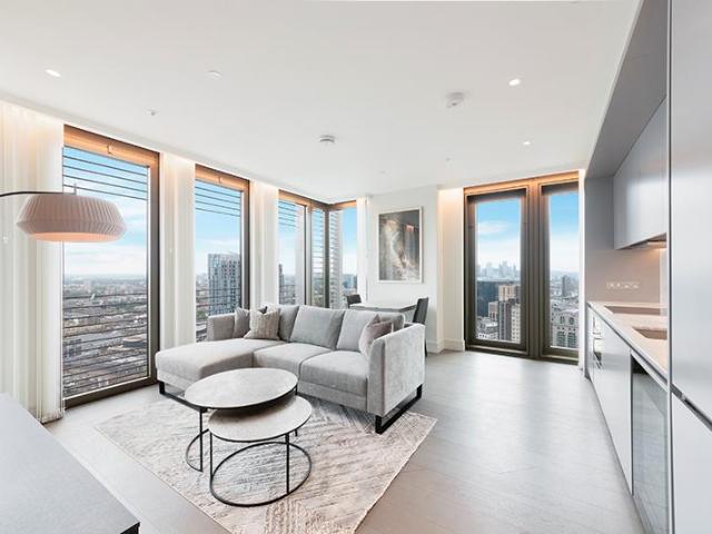 Apartment for rent in Lyons, Greater London