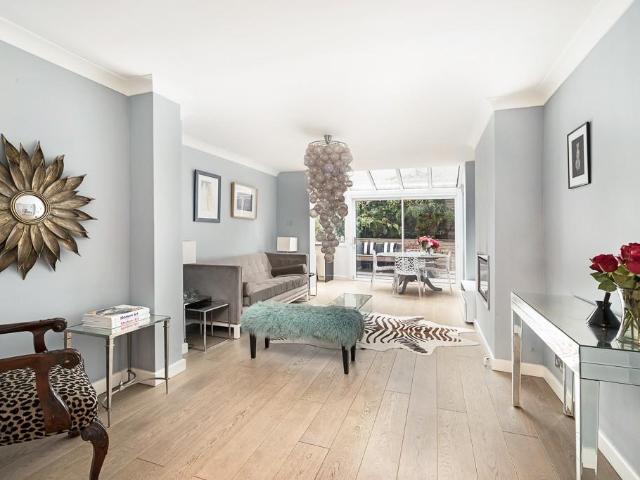 Apartment for rent in Chelsea, Greater London
