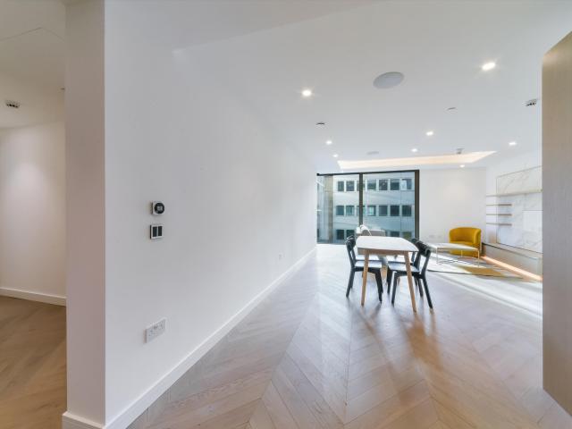 Apartment for rent in Aldgate, Lyons