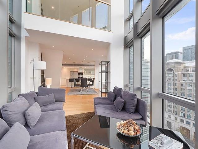 Apartment for rent in Canary Wharf, Greater London