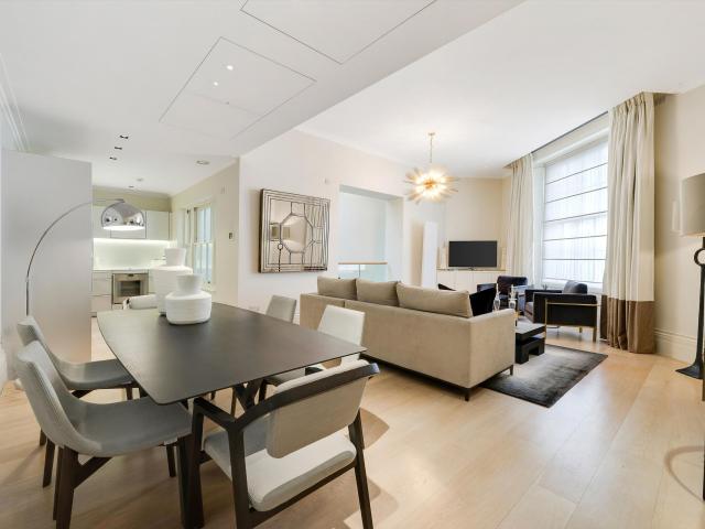 Apartment for rent in Belgravia, Greater London