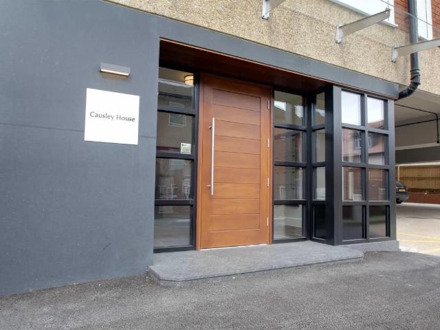 Apartment for rent in Hatching Green, Five Acres