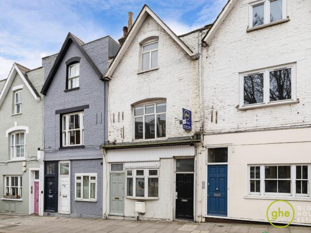 Apartment for rent in Clapham Junction, Greater London