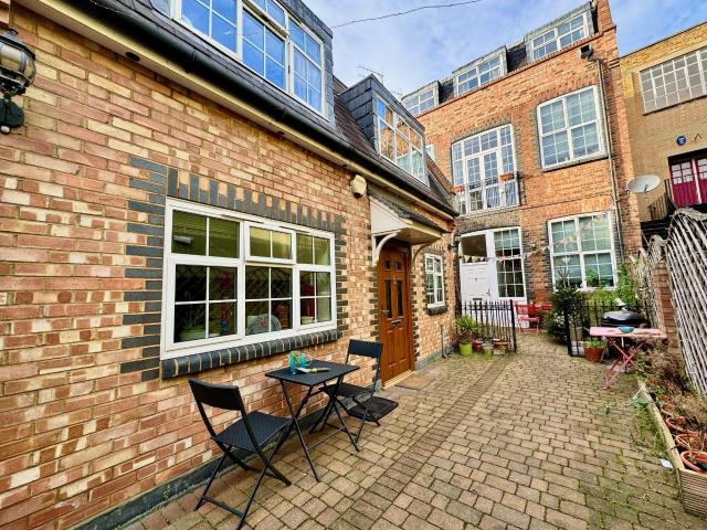 House for rent in Holloway, Greater London