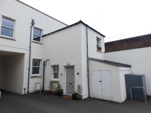 Apartment for rent in Surbiton, Greater London