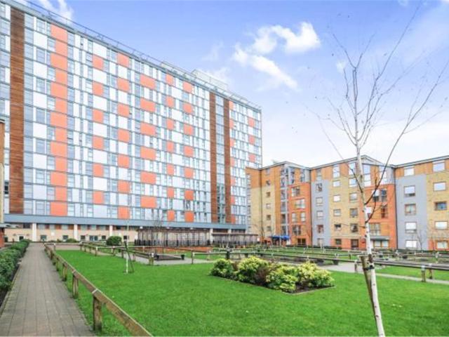 Apartment for rent in London Borough of Croydon, Thornton Heath