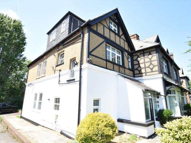 Apartment for rent in Surbiton, Greater London
