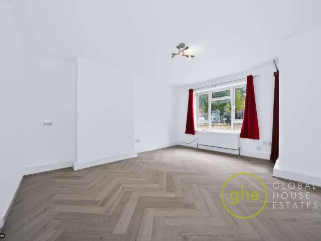 Apartment for rent in Denmark Hill, Greater London