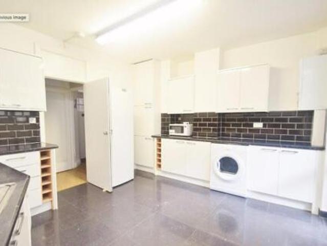 House for rent in Golders Green, Greater London