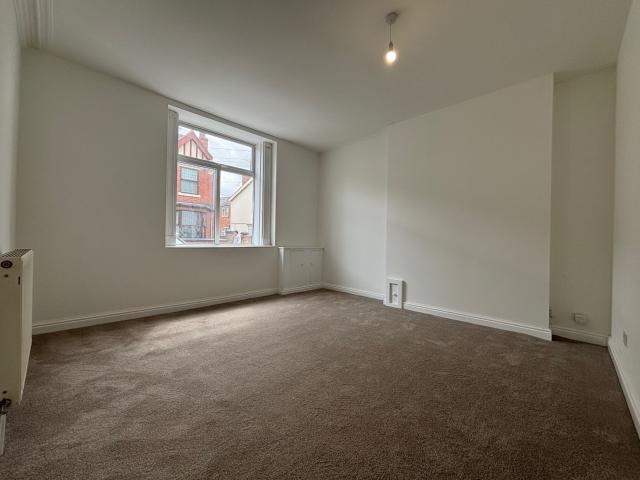Apartment for rent in Darlaston, Catherine Cross