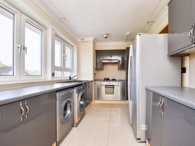 Apartment for rent in Kilsyth, Balmalloch