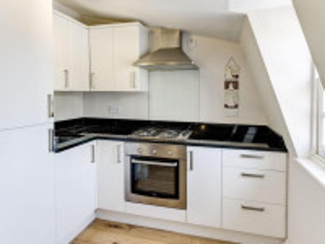 Apartment for rent in Brompton, Greater London