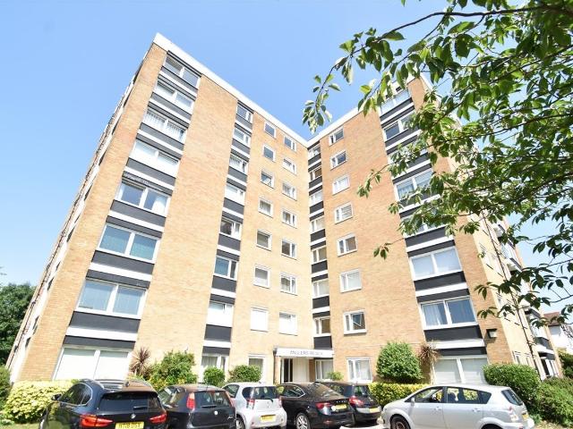 Apartment for rent in Surbiton, Greater London